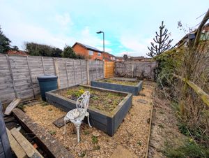 Photo 16- click for photo gallery